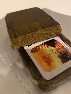 Agent Cake Dry Hash - Agent Orange X Wedding Cake