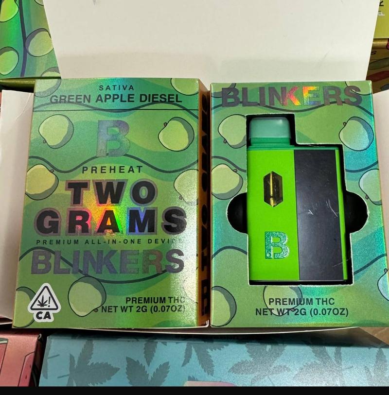 D9 Distillate Disposable Vapes