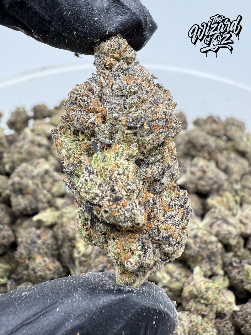 Seven Leaves Strain: Permanant Push Pop