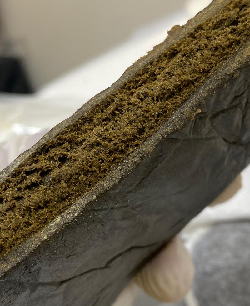 120u filtered Gelato Hash - Potent smooth & flavourful